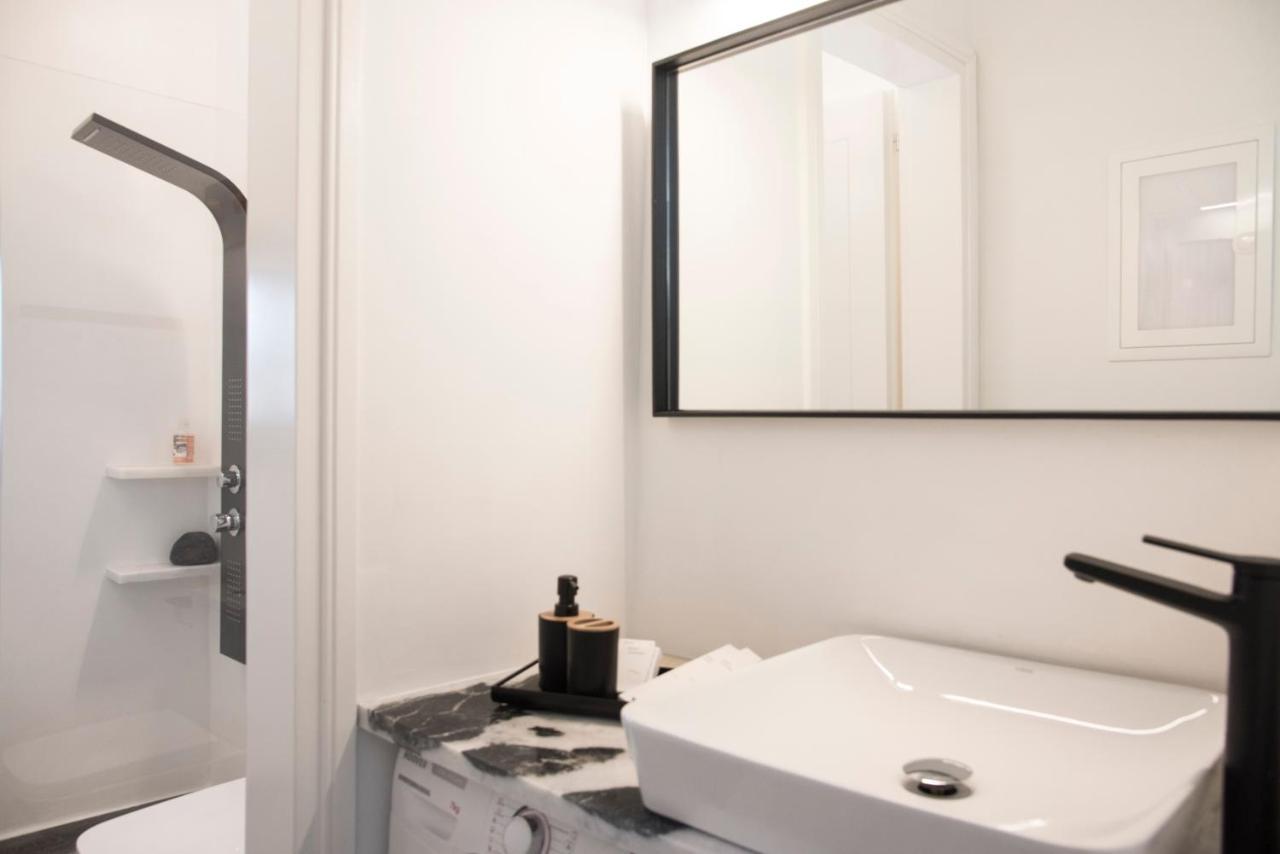 White New 1Bd House With Private Jacuzzi In Isterni Villa Isterni  Ngoại thất bức ảnh
