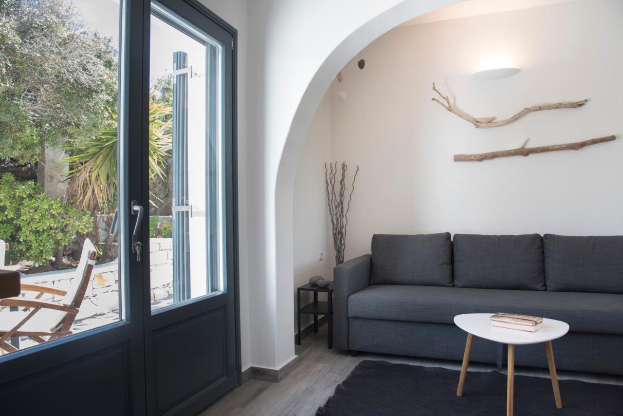 White New 1Bd House With Private Jacuzzi In Isterni Villa Isterni  Ngoại thất bức ảnh